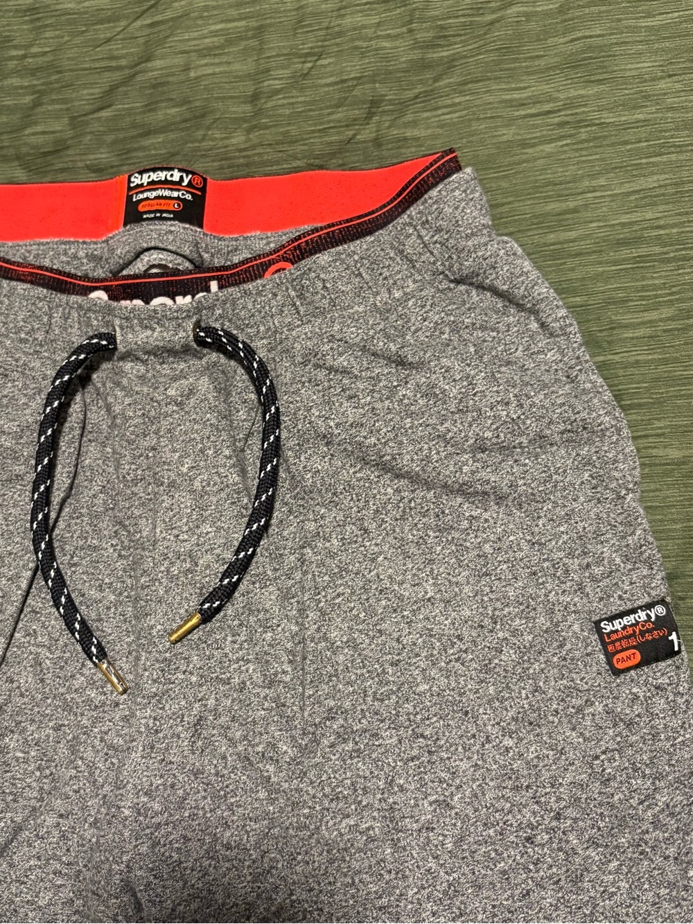 Superdry Men’s Straight Leg drawstring sweatpants - Picture 5 of 5